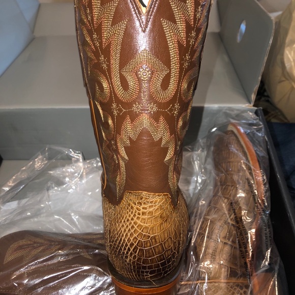 Lucchese mens camin tail cut 10 EE